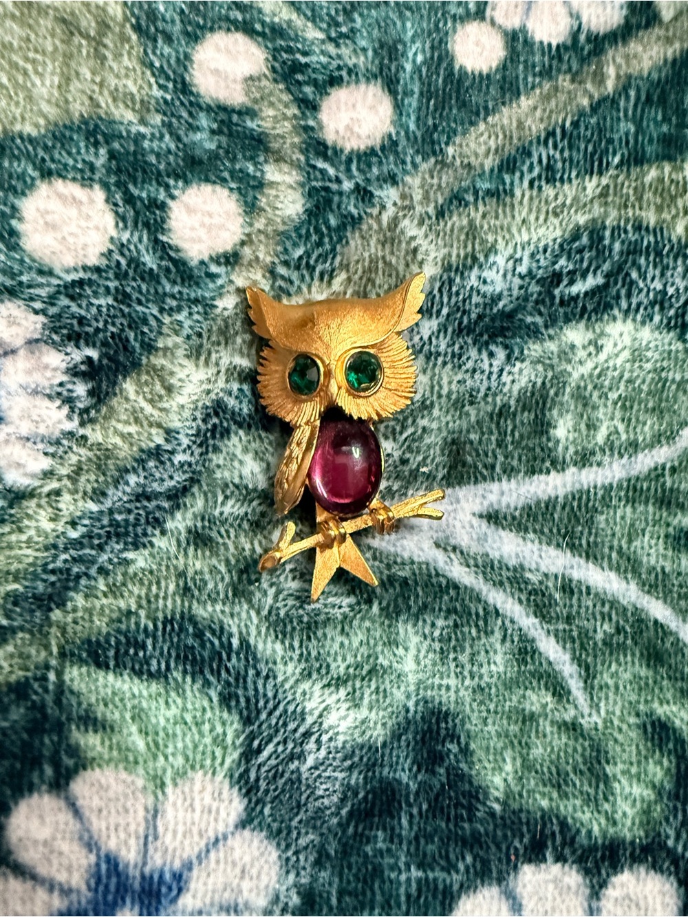 Vintage Trifari Gold Owl Gemmed Brooch Pin